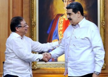 Maduro y Petro firmaron declaración conjunta como parte de los acuerdos en distintas áreas