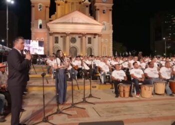 Al son de la gaita, Venezuela obtuvo un récord Guinness con la orquesta folclórica más grande