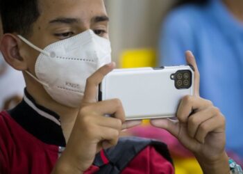 "Sala de Influencers", una iniciativa para formar a los jóvenes en el manejo de información