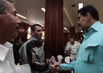 Maduro retó a Capriles Radonski a un debate