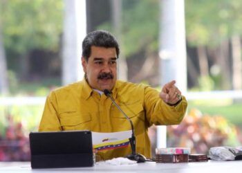 Maduro visitará Sudáfrica el 6 de diciembre