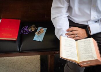 Agencia EFE: En Venezuela se forman muy pocos sacerdotes