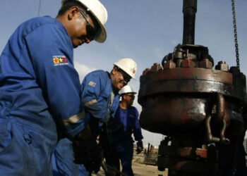 Trabajadores petroleros impulsarán en 2023 propuestas para mejorar la producción de la industria y salarios