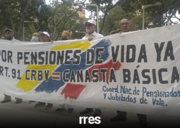 Jubilados de 2018 terminan 2022 sin recibir el bono prometido de 10.000 bolívares