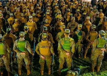 Unos 10.000 miembros de seguridad "cercan" a los pandilleros de un municipio de El Salvador