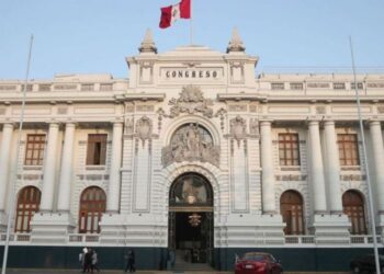 Parlamento de Perú reconsiderará proyecto de adelanto de elecciones