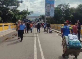 Urge conocer las condiciones que regirán el paso de vehículos por los tramos binacionales