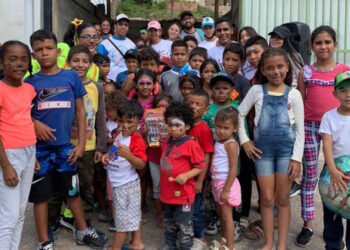 Fundación "Juntos Somos Más" cerró el 2022 con jornada social en Valle Verde