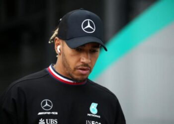 Hamilton defendió a jugadores de Francia, tras ser objeto de insultos racistas