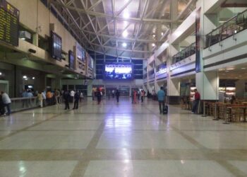 Venezuela pondrá fin a pruebas de COVID-19 en aeropuertos el 31 de diciembre