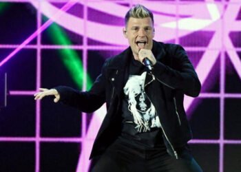 Nick Carter de los Backstreet Boys niega acusación de violación