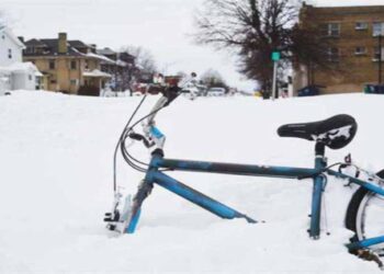 Tormenta Elliot deja más de 30 muertos en Estados Unidos