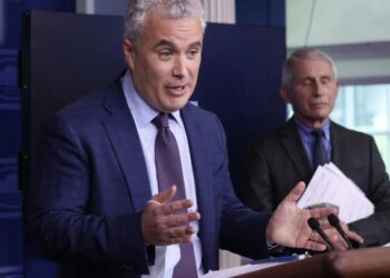 Biden designa a exasesor de Covid como nuevo jefe de gabinete de la Casa Blanca