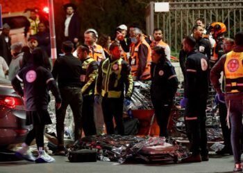 Al menos siete muertos tras un atentado en una sinagoga cerca de Jerusalén