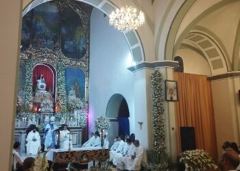 Realizan eucaristía por la bajada solemne de la imagen de la Divina Pastora