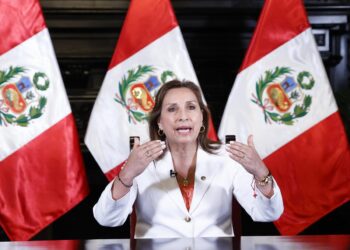 Boluarte pide al Congreso adelantar elecciones a 2023 ante la crisis en Perú