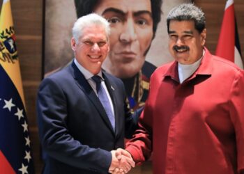 Díaz-Canel llegó a Venezuela en visita no anunciada y se reunió con Maduro