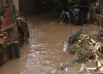 129 municipios están en emergencia por las lluvias en Brasil