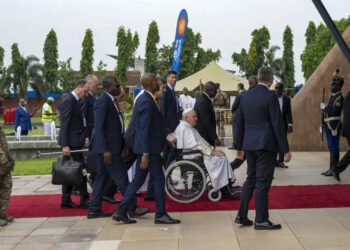 El viaje del Papa a África destaca el conflicto y el futuro de la iglesia