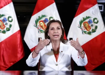 La presidenta de Perú pide "perdón" tras la muerte de 42 personas en las protestas