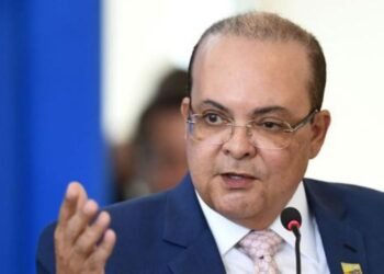 Suspenden al gobernador de Brasilia tras el asalto de simpatizantes de Bolsonaro