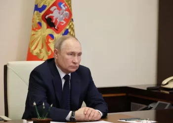 Putin dice que está dispuesto a dialogar si Ucrania cumple sus condiciones