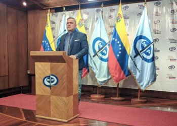 Fiscal General emitió orden de aprehensión contra Julio Borges por sucesos del 30 Abril del 2019