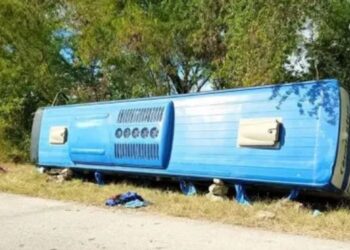 Vuelco de un autobús deja cuatro muertos y 28 heridos al este de Cuba