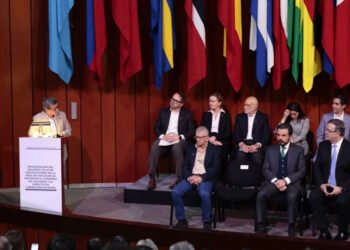 El Gobierno colombiano y el ELN comienzan el segundo ciclo del diálogos de paz en México