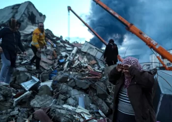 La cifra de muertos por los devastadores terremotos de Turquía y Siria se acerca a los 5.000