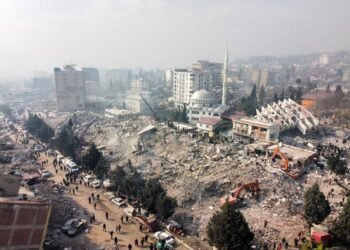 Terremoto de magnitud 5.3 causa de nuevo pánico en Turquía