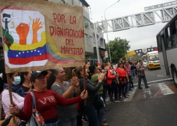 Educadores se irán a paro general si no tienen respuesta positiva