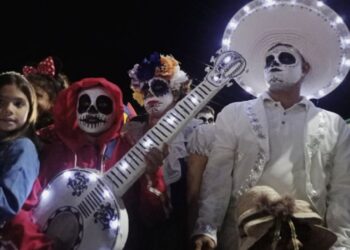En Cumaná, Carúpano y Güiria realizaron desfiles y fiestas populares con motivo del Carnaval (+Fotos)
