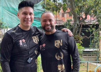 Los cantantes Chyno y Nacho se reencuentran