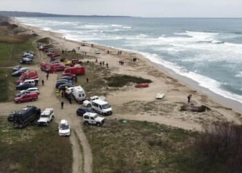 Italia: Migrantes pagaron 8.000 euros cada uno por el "viaje de la muerte"