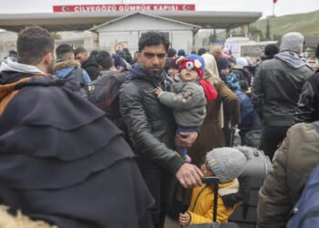 Sube a ocho el número de muertos por el nuevo terremoto entre Turquía y Siria