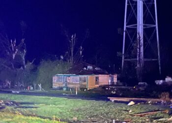 Tornado en Mississippi dejó al menos 23 fallecidos
