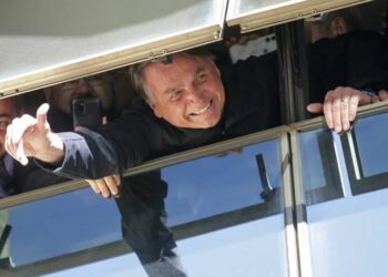 Tras tres meses en Florida, Jair Bolsonaro regresó a Brasil