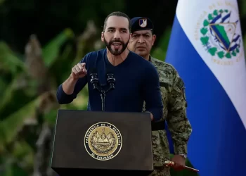 Bukele dice que el Gobierno de EE.UU. mete a la cárcel a “inocentes comprobados”