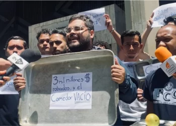 Jesús Mendoza a Tibisay Lucena: Yo no creo que usted sobreviva con  $25 que paga a los profesores o los $5 de la beca universitaria