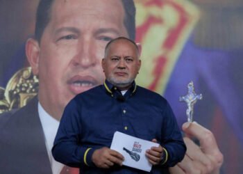 Cabello: No sé por qué Capriles es candidato a las primarias si está inhabilitado