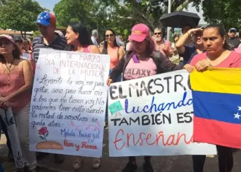 Docentes tachirenses denuncian que deben recurrir a trabajos informales para complementar su salario