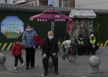 Estados Unidos relajará las reglas de prueba de Covid para viajeros de China