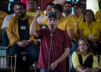Henrique Capriles lanza su candidatura para las primarias presidenciales en Venezuela