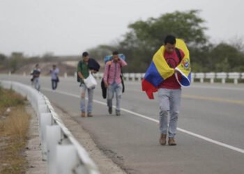 Chile admite dificultades con Venezuela para aceptar migrantes expulsados