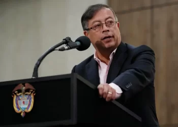 El Gobierno colombiano y las disidencias de las FARC establecerán una mesa de conversaciones de paz