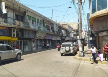 24 horas sin electricidad centro de Punto Fijo afecta ventas de comerciantes