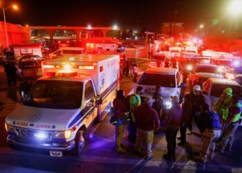 Suben a 40 los migrantes muertos por incendio en la frontera norte de México