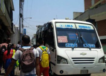 Oficializan aumento del pasaje urbano en toda Venezuela