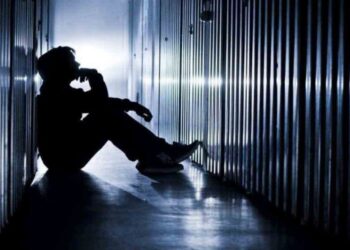 Exigen aplicar políticas públicas para prevenir el suicidio en el país